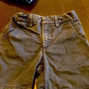 Gap chino shorts, size 2T, navy